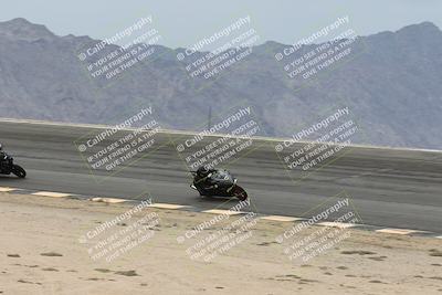 media/Nov-15-2025-Race Pace (Sat) [[8de605a2d8]]/Non Verified Riders (1st 20 Minutes)/Bowl (1015am)/